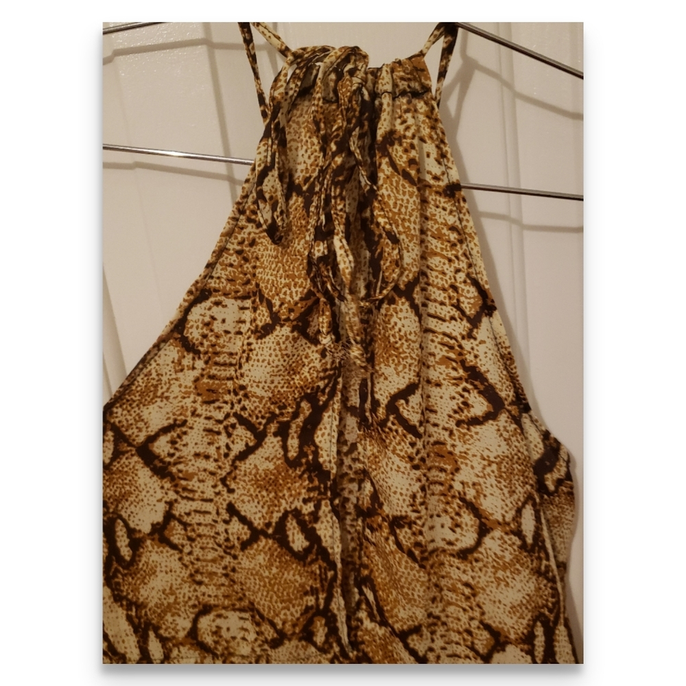 Dress - Picture 3 of 3